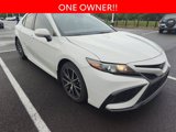 Used 2024 Toyota Camry SE image 3