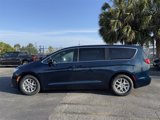 New 2025 Chrysler Pacifica Select image 6