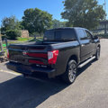 Used 2018 Nissan Titan SL image 4