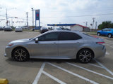 Used 2020 Toyota Camry SE image 4