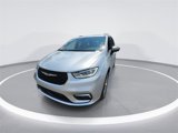 New 2026 Chrysler Pacifica Pinnacle image 4
