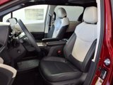 New 2025 Toyota Sienna Platinum image 3