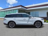 New 2025 Lincoln Aviator Reserve image 2