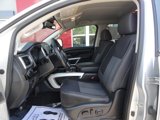 Used 2021 Nissan Titan SV w/ SV Convenience Package image 6