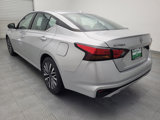 Used 2023 Nissan Altima 2.5 SV image 5