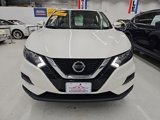 Used 2020 Nissan Rogue Sport SV image 2