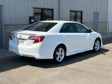 Used 2012 Toyota Camry SE image 3