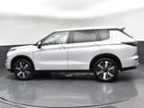 New 2025 Mitsubishi Outlander SE image 4