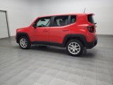 Used 2023 Jeep Renegade Latitude image 3