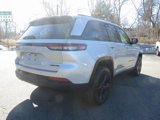 Used 2024 Jeep Grand Cherokee Limited w/ Black Appearance Package image 6