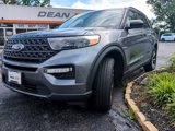 Used 2022 Ford Explorer XLT w/ Equipment Group 202A image 3