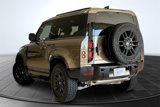 New 2025 Land Rover Defender 90 X-Dynamic SE image 3