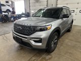 Used 2022 Ford Explorer XLT image 3