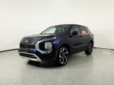 Used 2024 Mitsubishi Outlander SE image 3