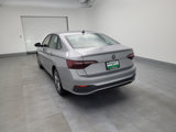 Used 2024 Volkswagen Jetta SE image 5