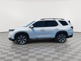 New 2025 Honda Pilot Touring image 5