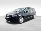 New 2026 Chrysler Pacifica Select image 3