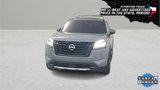 Used 2023 Nissan Pathfinder Platinum image 2