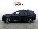 New 2025 Nissan Pathfinder Platinum image 3