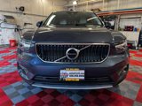 Used 2021 Volvo XC40 T5 Momentum image 2