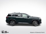New 2025 Nissan Pathfinder Platinum image 2