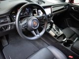 Certified 2024 Porsche Macan image 4