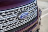 Used 2023 Ford Explorer Limited w/ Hybrid Equipment Group 310A image 3