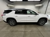New 2026 Chevrolet Traverse LT image 2