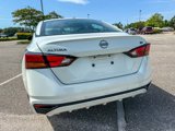 Used 2023 Nissan Altima 2.5 SV image 3