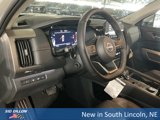 New 2025 Nissan Pathfinder Platinum image 6