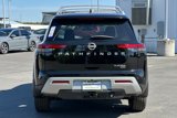 New 2025 Nissan Pathfinder Platinum image 5