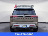 New 2025 Nissan Pathfinder Platinum w/ Black Appearance Package image 4