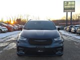 New 2025 Chrysler Pacifica Limited w/ Uconnect Theater Family Group image 5