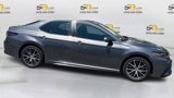 Used 2022 Toyota Camry SE image 4