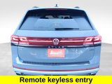 New 2025 Volkswagen Atlas Peak Edition SE image 4