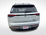 New 2025 Nissan Pathfinder Platinum image 5