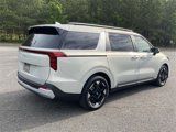 New 2025 Kia Carnival EX image 3