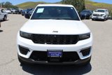 Used 2024 Jeep Grand Cherokee Limited w/ Luxury Tech Group II image 2