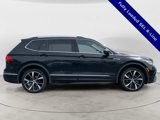 Certified 2022 Volkswagen Tiguan SEL R-Line image 2