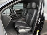 Certified 2025 Porsche Macan image 5