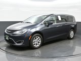 Used 2020 Chrysler Pacifica Touring w/ Cold Weather Group image 2