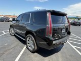 Used 2019 Cadillac Escalade Luxury image 3