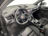 New 2026 Porsche Macan image 4