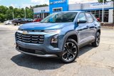 New 2026 Chevrolet Equinox LT image 2