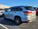 Used 2017 Toyota Highlander SE image 3