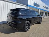 New 2026 Chevrolet Traverse High Country image 2