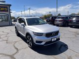 Used 2019 Volvo XC40 T5 Inscription image 4