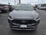 Used 2024 Ford Escape ST-Line image 2