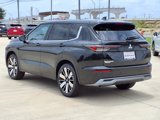 New 2025 Mitsubishi Outlander SE image 3