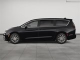 New 2025 Chrysler Pacifica Select image 3